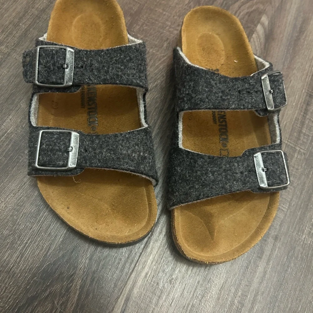 Birkenstock Kids blue gray Sandals size 1 - Picture 2 of 8